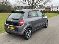 used Renault Twingo 1.0 SCE Play 5dr long mot