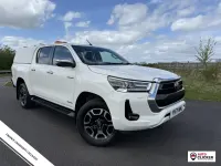 Used Toyota HiLux 204 HP (150 kW) 2021 White Pickup