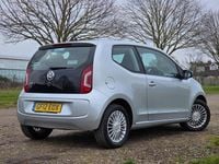 Używany VW up! high up! 75 KM (55 kW) 2012 Srebrny Hatchback