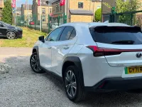 Used Lexus UX 150 kW (204 HP) 2021 White SUV