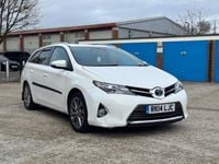 Used Toyota Auris Hybrid 2014 White Estate