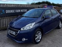 Gebraucht Peugeot 208 Active 115 PS (84 kW) 2014 Blau Kleinwagen