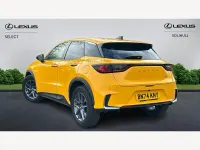 Second-hand Lexus LBX 136 CP (100 kW) 2024 Galben SUV