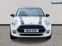 Gebraucht Mini Cooper Hatch 136 PS (100 kW) 2018 Weiß Kleinwagen