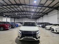 Used Mitsubishi Outlander P-HEV 2017 White Estate