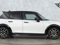 Używany Mini Cooper Hatch 154 KM (113 kW) 2024 Biały Hatchback