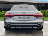 Nouă Audi e-tron GT quattro Design 369 kW (503 CP) 2026 Gri Berlinǎ