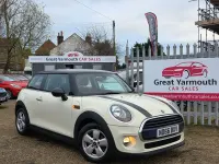 Used Mini Cooper D Hatch 2016 White Hatchback