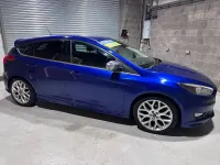 Begagnad Ford Focus Zetec 120 HK (88 kW) 2015 Blå Halvkombi
