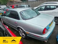 Used Jaguar XJ SE 241 HP (177 kW) 2004 Silver Sedan