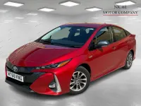 Used Toyota Prius Business Edition 122 HP (89 kW) 2018 Red Hatchback