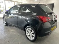Usado Vauxhall Corsa 70 HP (51 kW) 2016 Preto Citadino