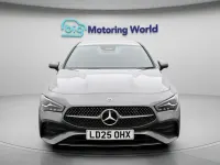 Usado Mercedes CLA200 Executive 163 HP (119 kW) 2025 Cinzento Coupé