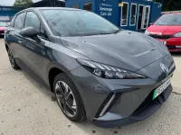 Usado MG MG4 EV Trophy 63 kW (87 CV) 2023 Gris Utilitario