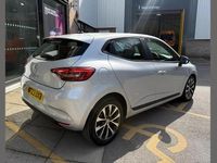 Used Renault Clio V Evolution 90 HP (66 kW) 2023 Silver  Hatchback