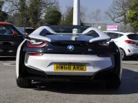 Usado BMW i8 Luxury Line 374 CV (275 kW) 2019 Blanco Descapotable