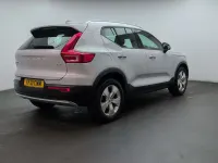 Used Volvo XC40 Momentum 163 HP (119 kW) 2021 Silver SUV
