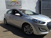 Second-hand Hyundai i30 Style 128 CP (94 kW) 2012 Argintiu Hatchback