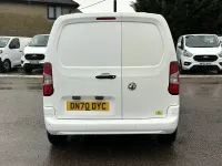 Used Vauxhall Combo Sportive 100 HP (73 kW) 2020 White Van