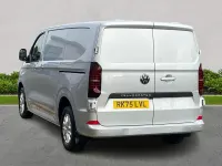 Begagnad VW Transporter Pro 2025 Grå Van