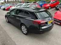 Used Vauxhall Insignia SRi 136 HP (100 kW) 2016 Black Estate