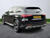 Usado Mercedes GLC300e AMG line 2025 Negro Familiar