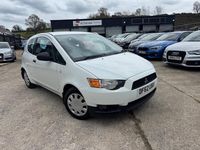 Used Mitsubishi Colt 2013 White Hatchback