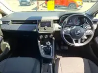 Used Renault Clio Play 100 HP (73 kW) 2020 Silver Hatchback