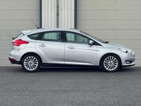 Używany Ford Focus Titanium 120 KM (88 kW) 2015 Srebrny Kombi