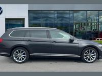 Usado VW Passat Advance 218 HP (160 kW) 2021 Cinzento Carrinha