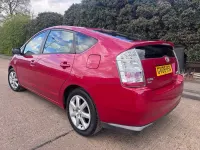Usado Toyota Prius 76 CV (55 kW) 2008 Rojo Utilitario
