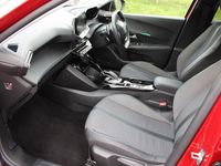 Used Peugeot 2008 Allure 129 HP (94 kW) 2021 Red SUV