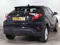 Second-hand Toyota C-HR 116 CP (85 kW) 2018 Negru SUV