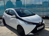 Used Toyota Aygo X-play 2018 White Hatchback