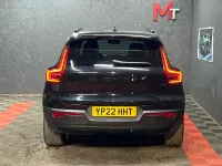 Używany Volvo XC40 Plus 169 kW (231 KM) 2022 Czarny SUV