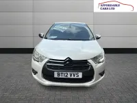 Begagnad Citroën DS4 2012 Vit Halvkombi