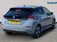 Begagnad Nissan Leaf Tekna 160 kW (218 HK) 2021 Grå Halvkombi