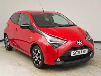 Used Toyota Aygo Trend 72 HP (52 kW) 2021 Red Hatchback