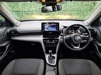Used Toyota Yaris Hybrid 116 HP (85 kW) 2022 Blue Hatchback