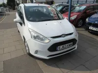 Used Ford B-MAX Zetec 105 HP (77 kW) 2016 White MPV