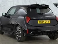 Used Mini Cooper Hatch 154 HP (113 kW) 2024 Black Hatchback