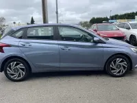 Używany Hyundai i20 Advanced 100 KM (73 kW) 2024 Niebieski Hatchback