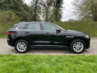 Begagnad Jaguar F-Pace Prestige 163 HK (119 kW) 2017 Svart SUV