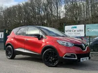 Used Renault Captur Dynamique 90 HP (66 kW) 2017 Red SUV