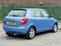 Usado Skoda Fabia SE 2013 Azul Utilitario