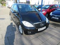 Begagnad Mercedes A150 Classic 95 HK (69 kW) 2008 Svart Halvkombi