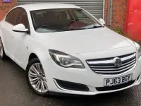 Used Vauxhall Insignia S 163 HP (119 kW) 2013 White Hatchback