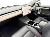 Used Tesla Model 3 Standard Range 208 kW (283 HP) 2021 White Sedan