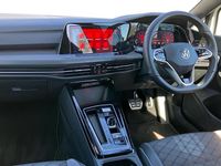 Usado VW Golf VIII R-line 150 HP (110 kW) 2023 Branco Citadino