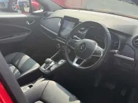 Used Renault Zoe GT-Line 100 kW (136 HP) 2022 Red Hatchback